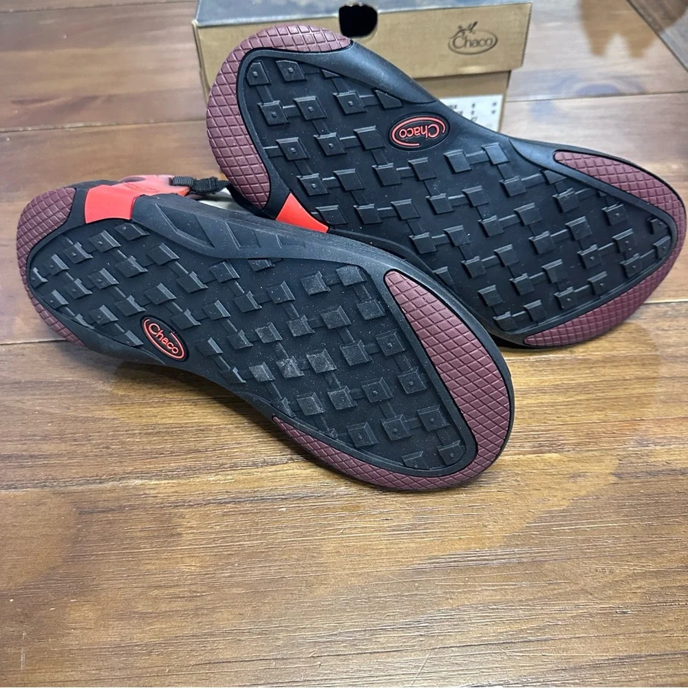 Chaco new box